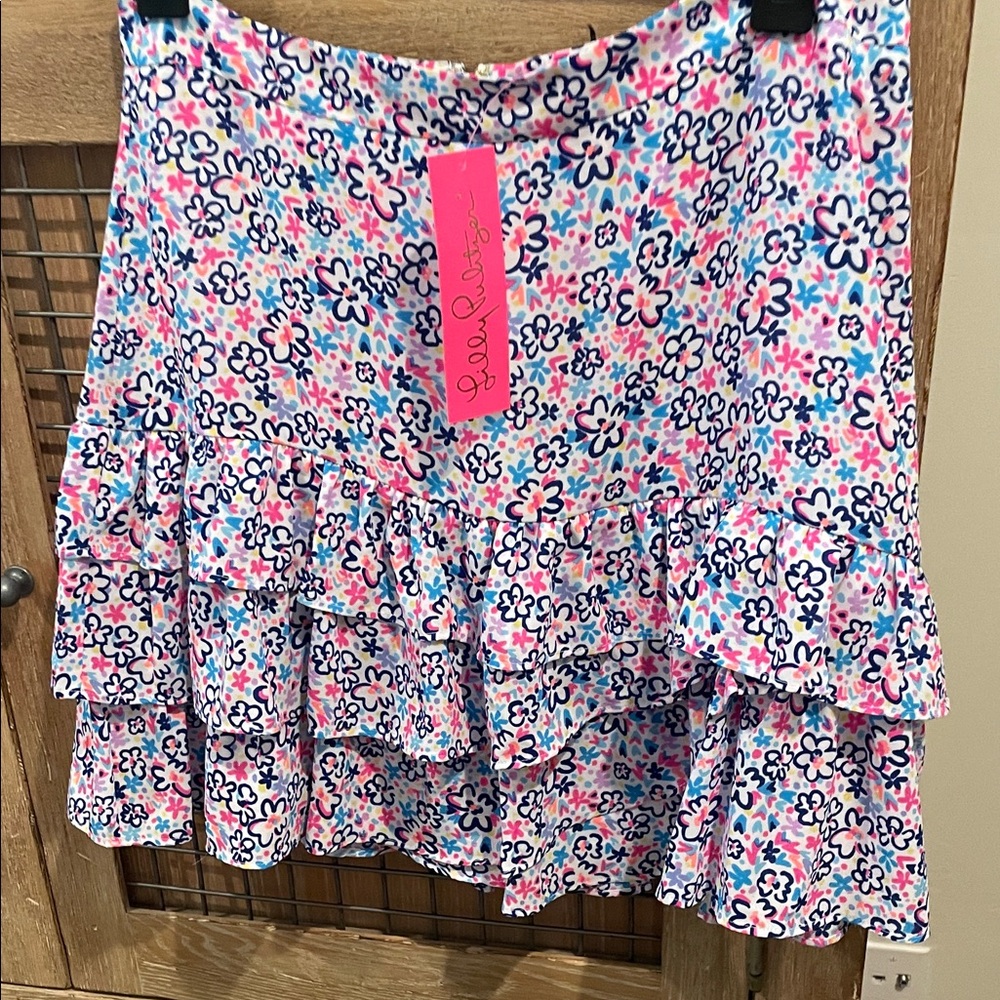 Lilly Pulitzer Tilly skirt in fun sun repeat ditsy print